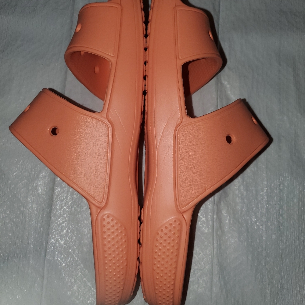 Sandals - Picture 3 of 4